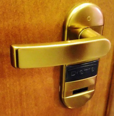 DIERRE zaślepka z logo